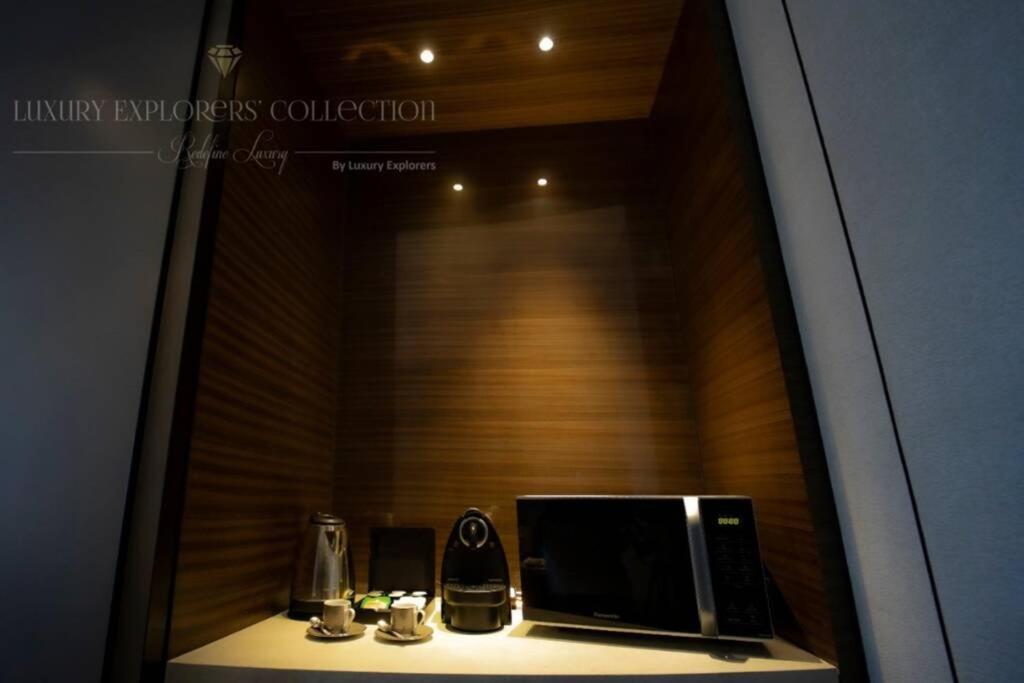1BR Apartment at Armani Hotel Residence by Luxury Explorers Collection photo 3