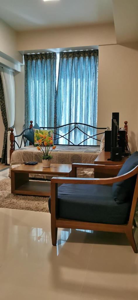 Mactan Newtown Deluxe Island Breeze photo 3