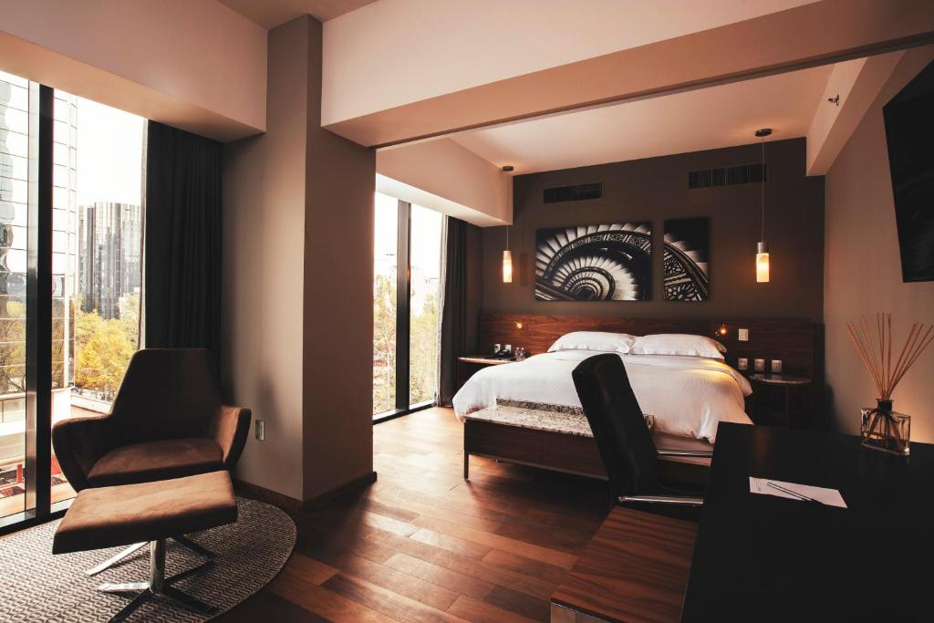 Сьюит (Представительский люкс), Krystal Grand Suites Insurgentes