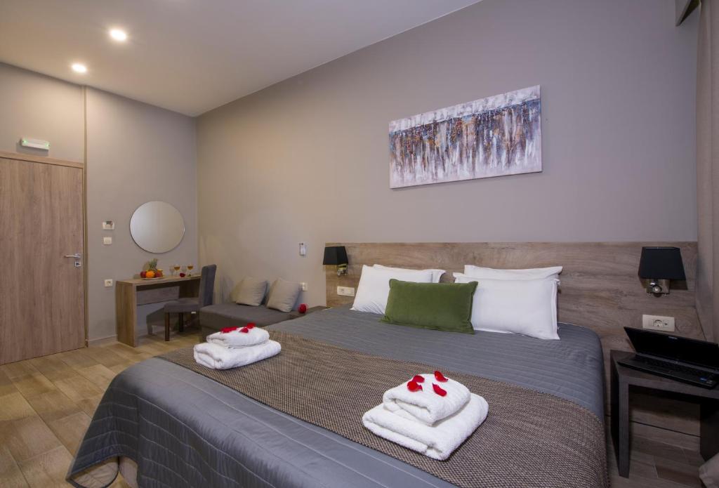 Stoa Suites Chania - Tap to explore photos