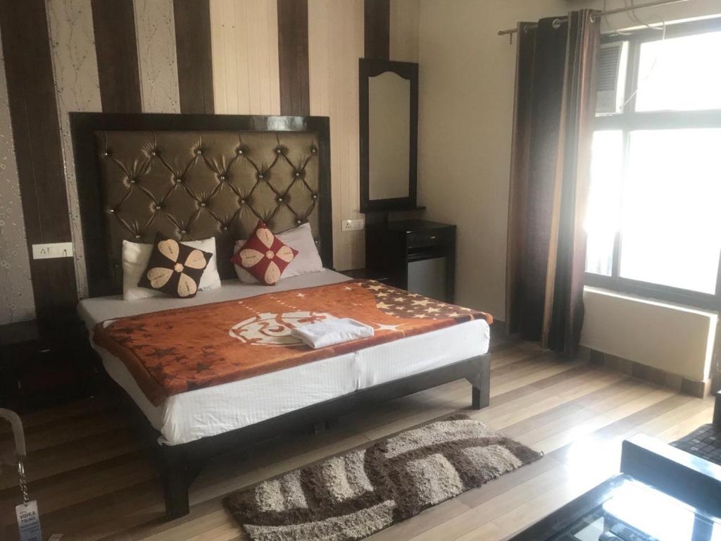 Двухместный (Улучшенный двухместный номер с 1 кроватью), Hotel Vishla Palace