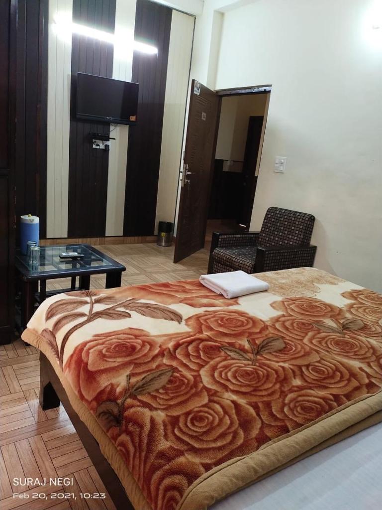 Двухместный (Улучшенный двухместный номер с 1 кроватью), Hotel Vishla Palace