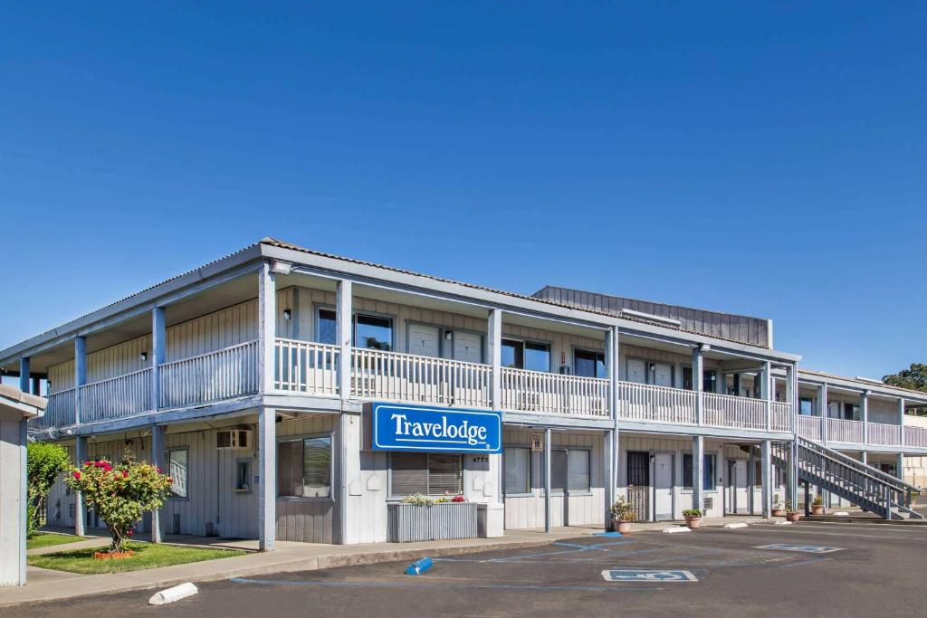Travelodge by Wyndham Clearlake image