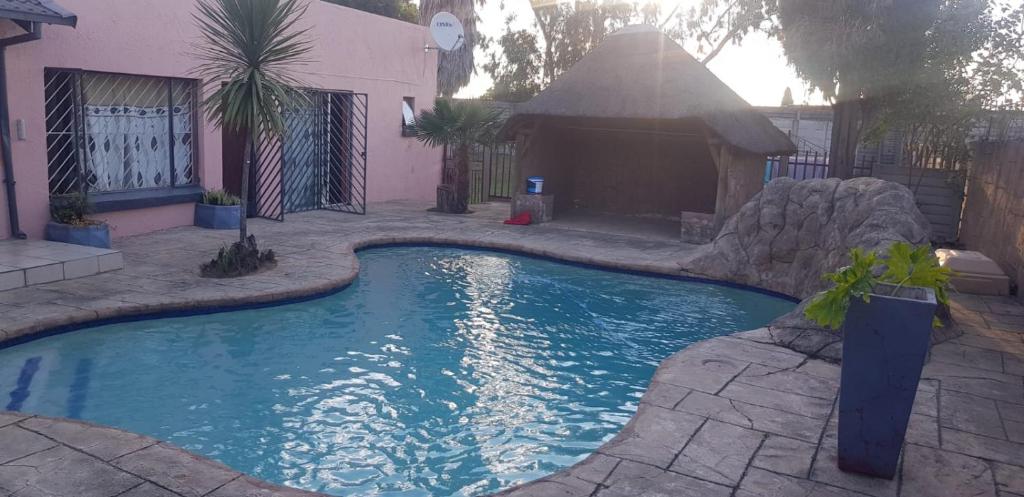 FK Guest Inn photo 3