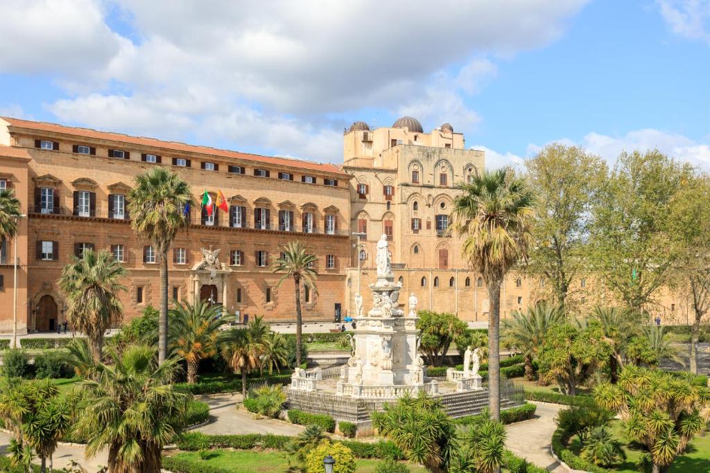 Palermo Magic House photo 3