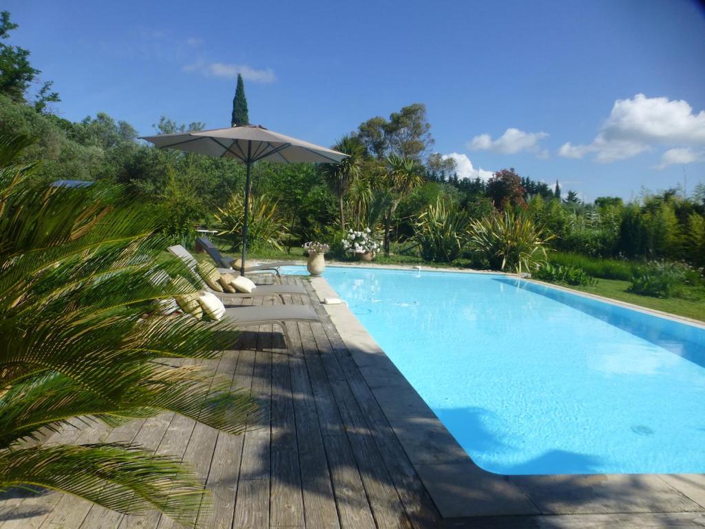 Domaine Sesquier Mas d'exception Iris photo 1