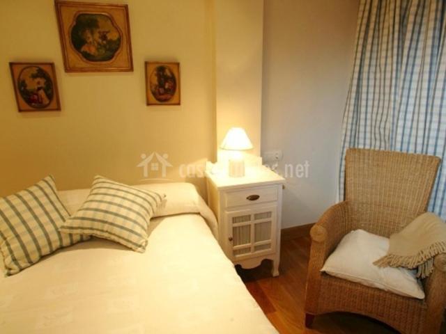 URDINETXE photo 1