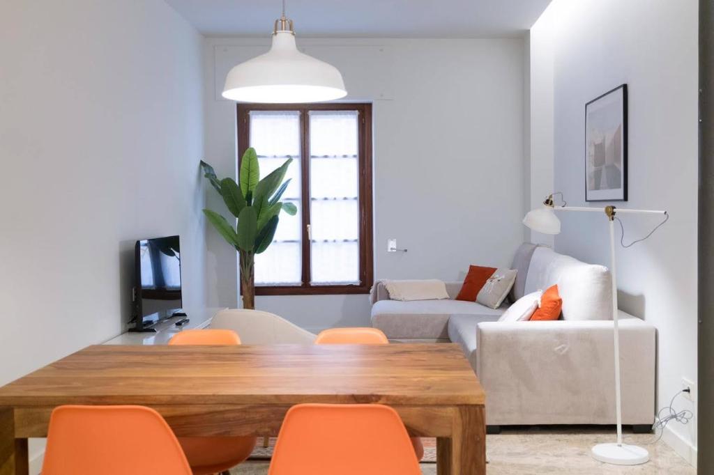 Apartamentos Exclusivos en Calle Alfonso I photo 1