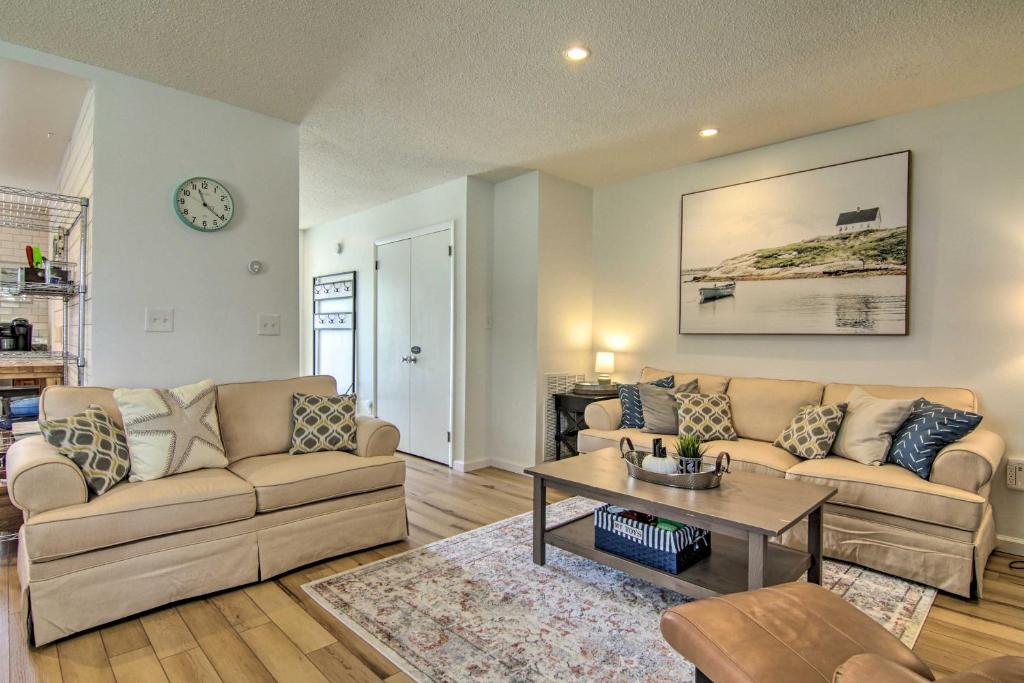 Stylish Family Townhome 1 Mi to Beach and Boardwalk photo 4