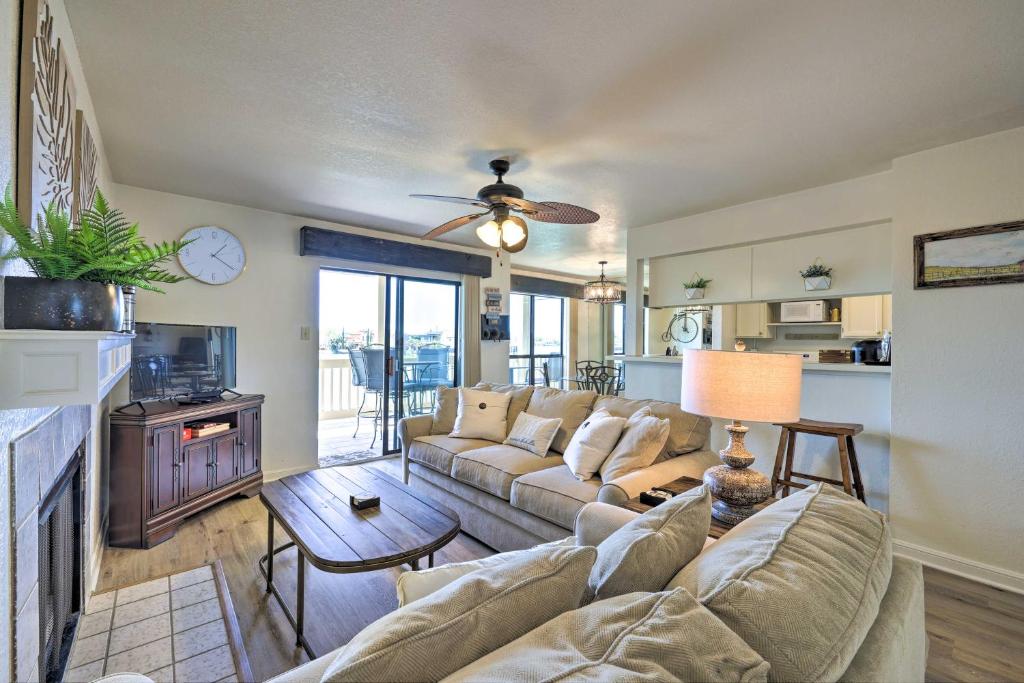 Waterfront Condo with Balcony and Dock Access photo 1