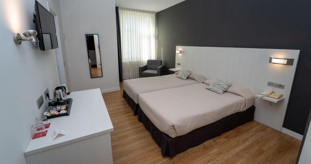 Hotel Seminario Aeropuerto Bilbao photo 2
