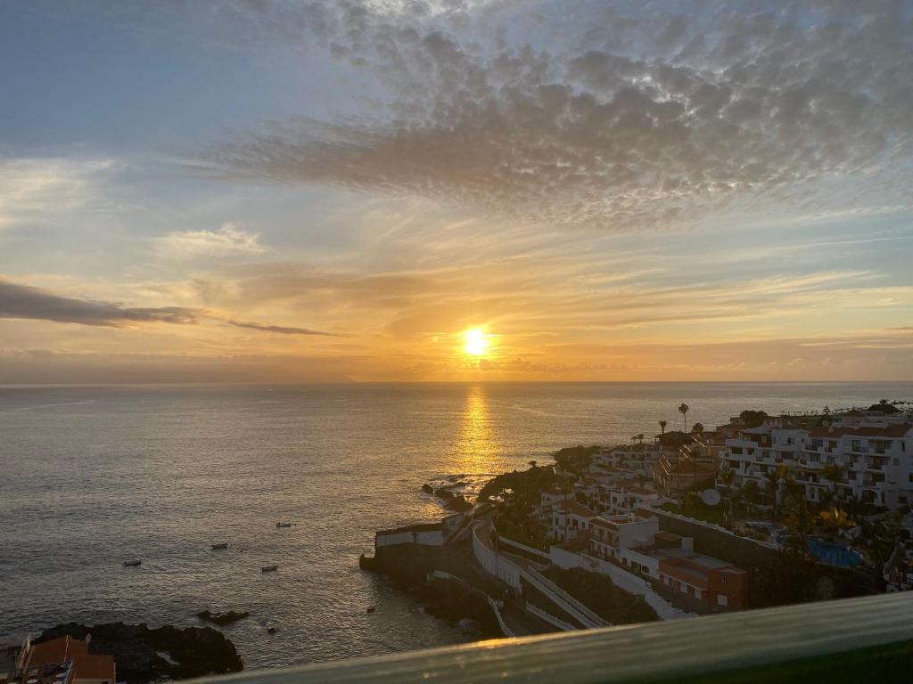 Look and listen to the ocean like never before photo 4