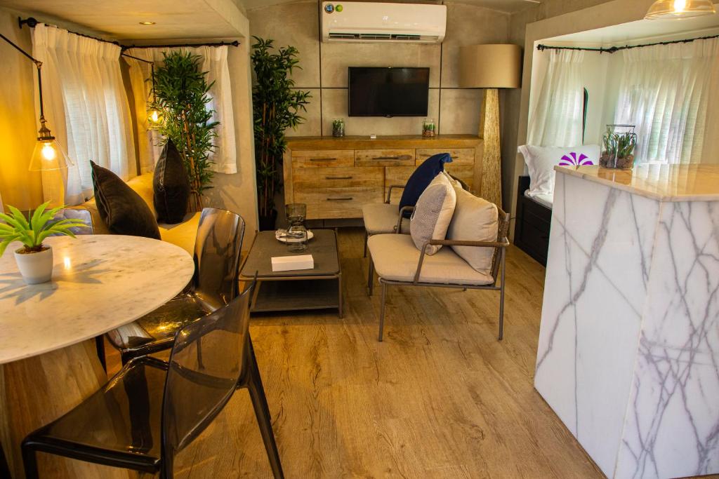 Двухместный (Дом-суперлюкс на колесах рядом с пляжем), Кемпинг Caravana Resort
