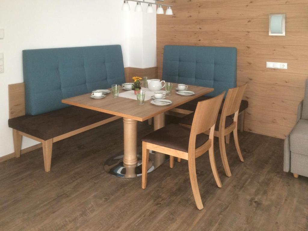 Apartment Rahm - MHO170 by Interhome