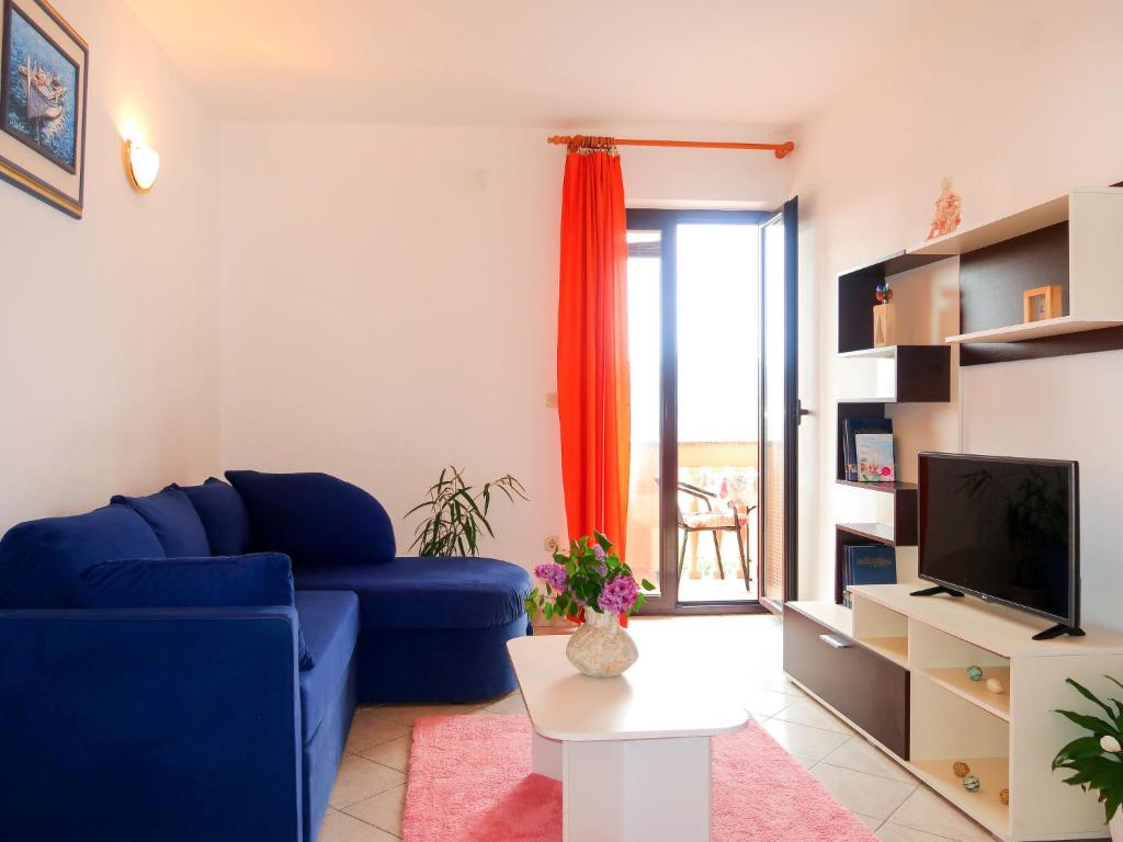 Apartment Rosić - KRK218 by Interhome photo 2