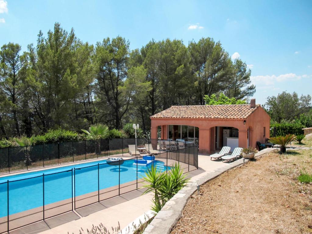 Holiday Home Le Cabanon - DRA170 by Interhome