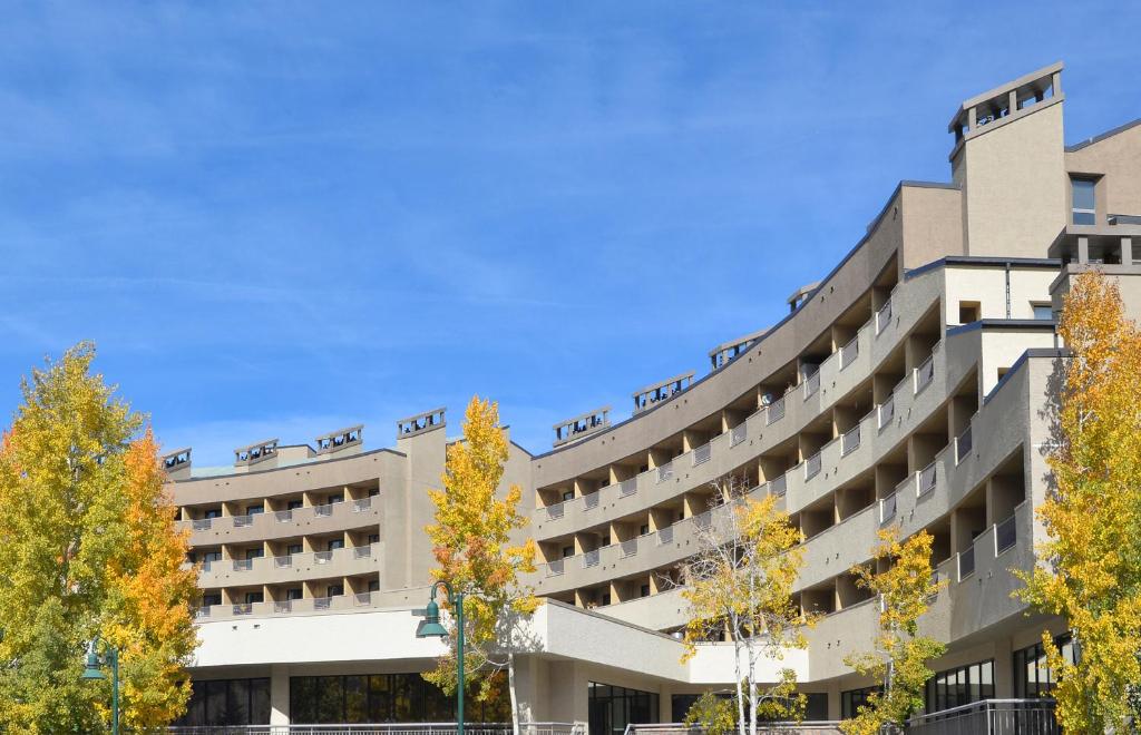 The Seasons at Avon image