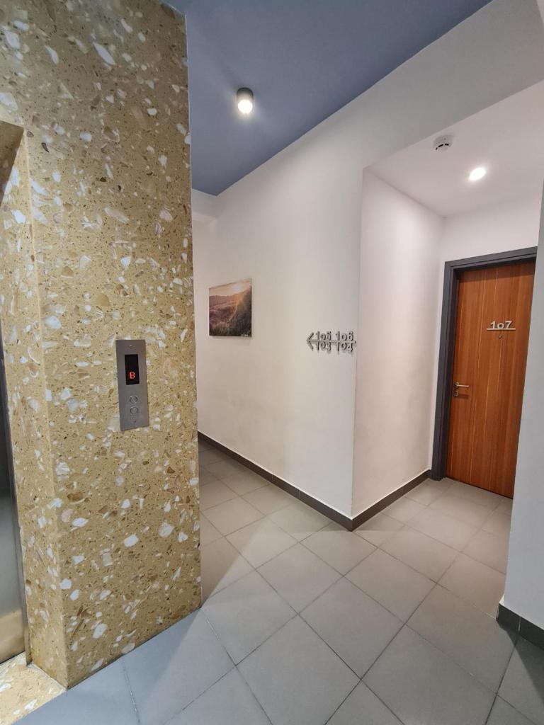 Ngan Hoa - Mille Fleurs