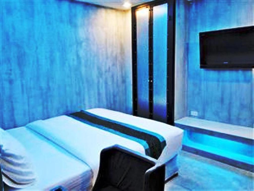 Двухместный (Улучшенный двухместный номер с 1 кроватью), Blutique Hotel