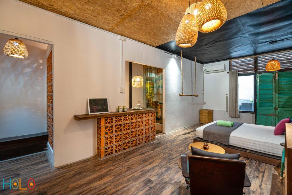 HoLo Opera Saigon - Serviced Homestay