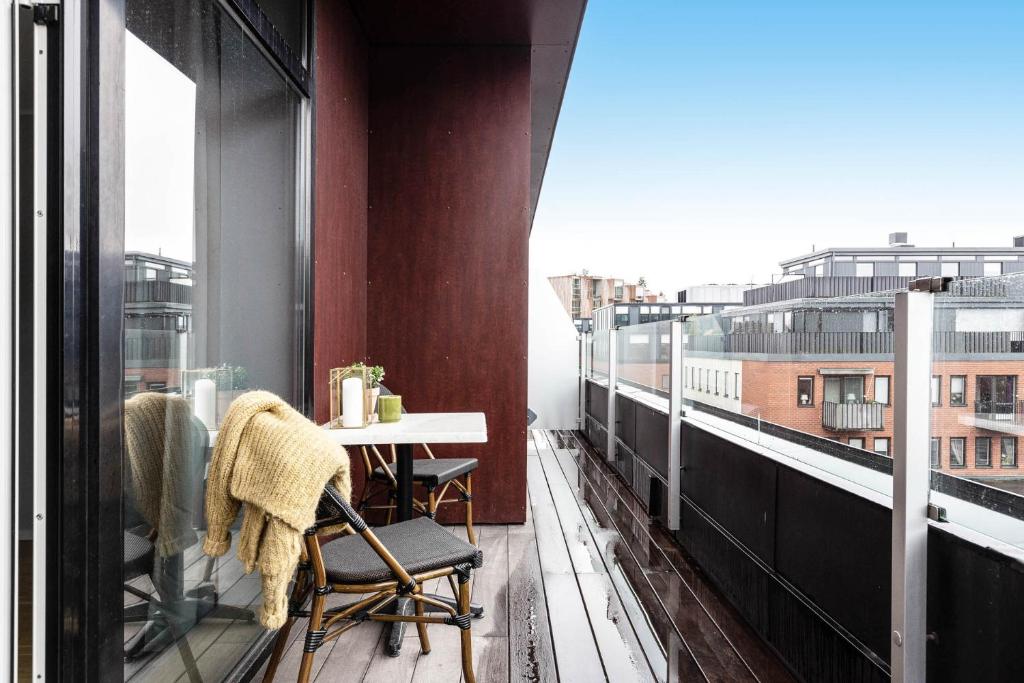Апартаменты (Апартаменты с 1 спальней и террасой), Biz Apartment Gärdet