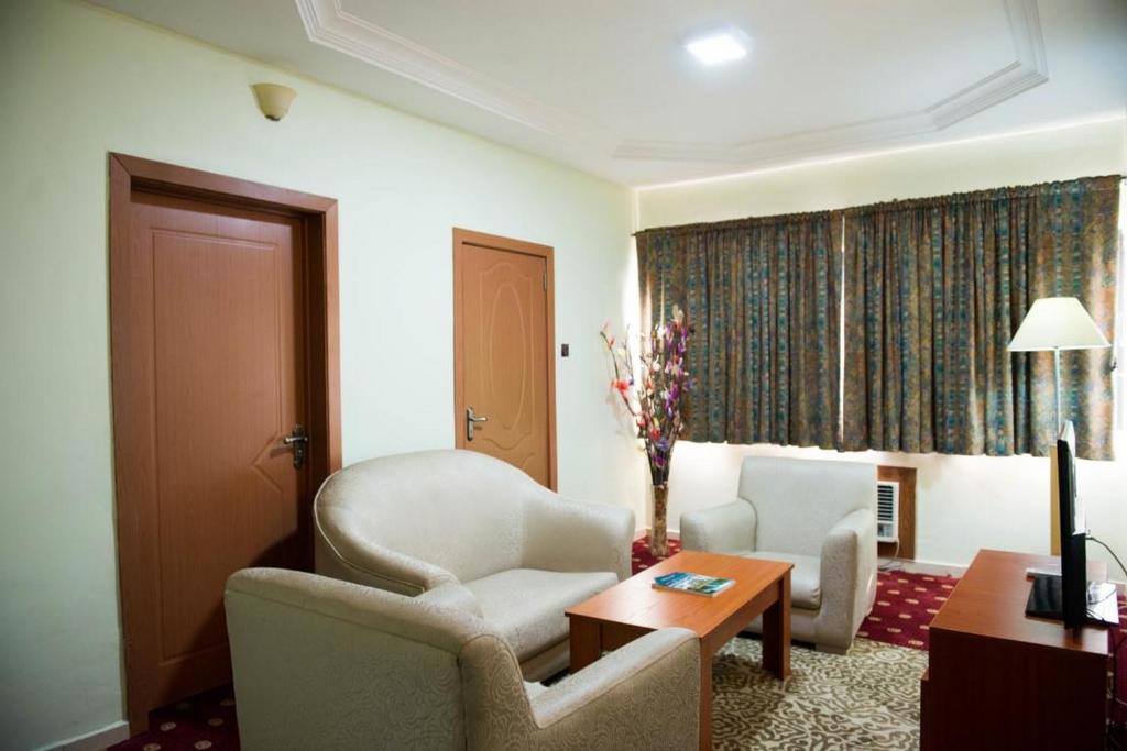 Room in Lodge - Grand Ibro Hotel Abuja photo 4