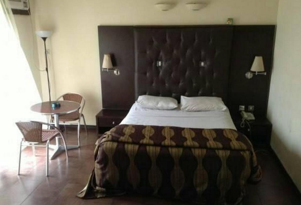 Room in Lodge - Nelrose Hotel, Asaba photo 2
