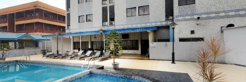 Room in Lodge - Owu Crown Hotel, Ibadan photo 1