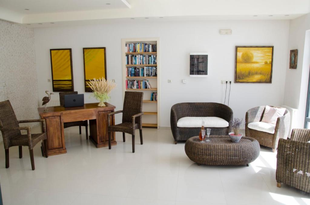Myrthe Apartments photo 3