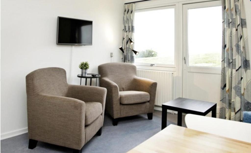 Stunning 2-Bed Apartment at the beach 12E photo 4