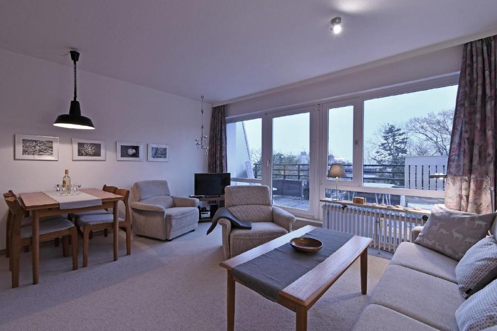 RES-511-Residenz-Teilseeblick photo 1