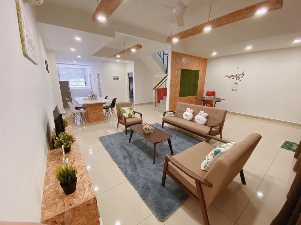 Desaru Natural wood style by Joyfully 31A7 photo 1
