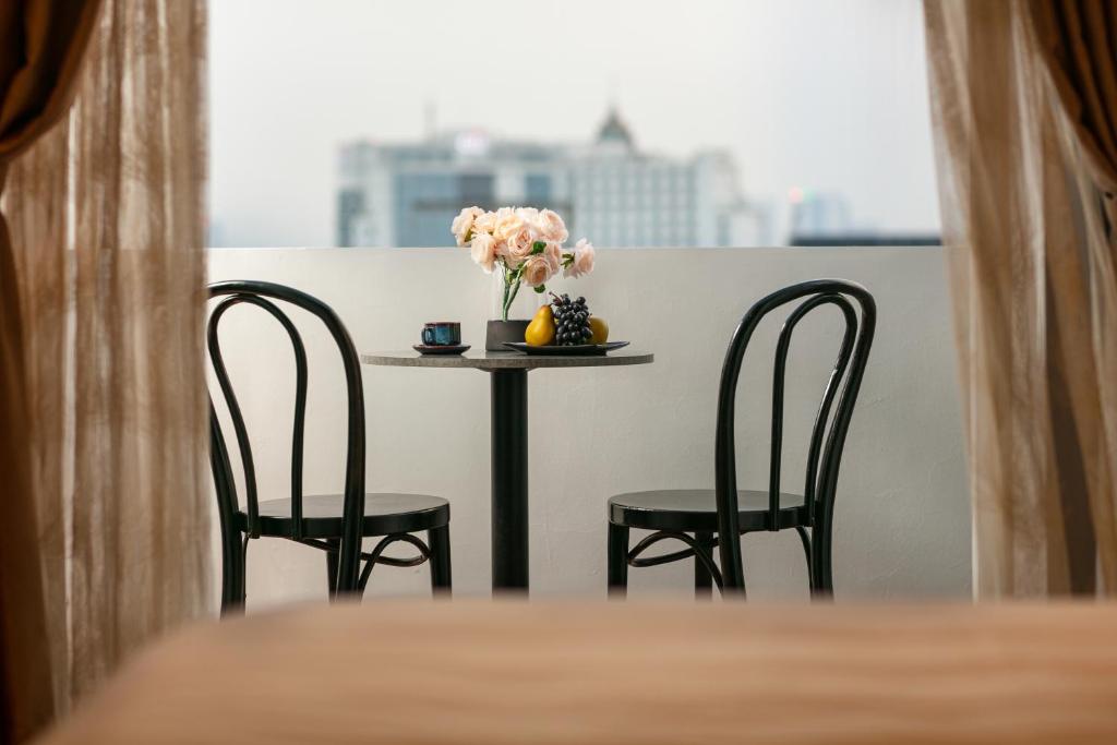 Сьюит (Полулюкс с балконом), Hanoi Delight Hotel