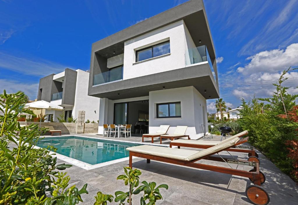 Villa Yria photo 2