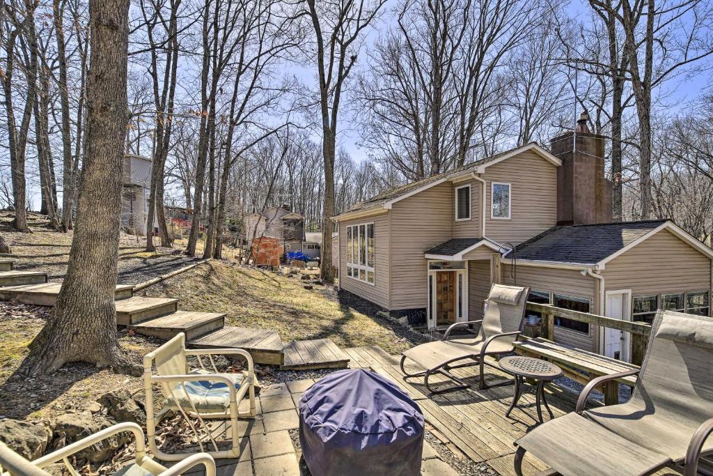 Pet-Friendly Cabin with Dock on Claytor Lake! photo 1