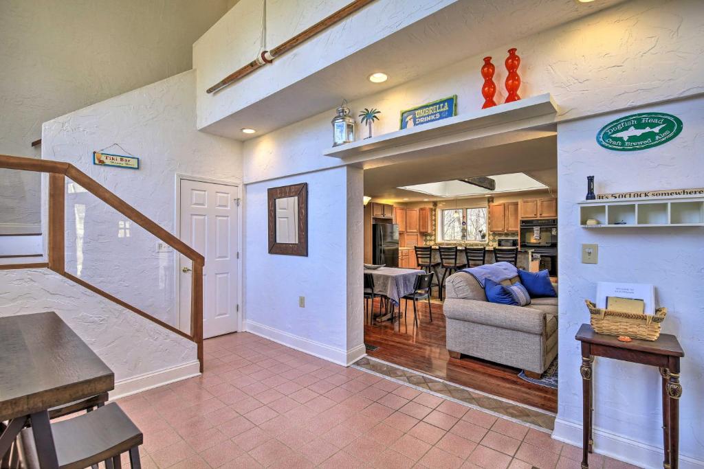 Pet-Friendly Cabin with Dock on Claytor Lake! photo 4