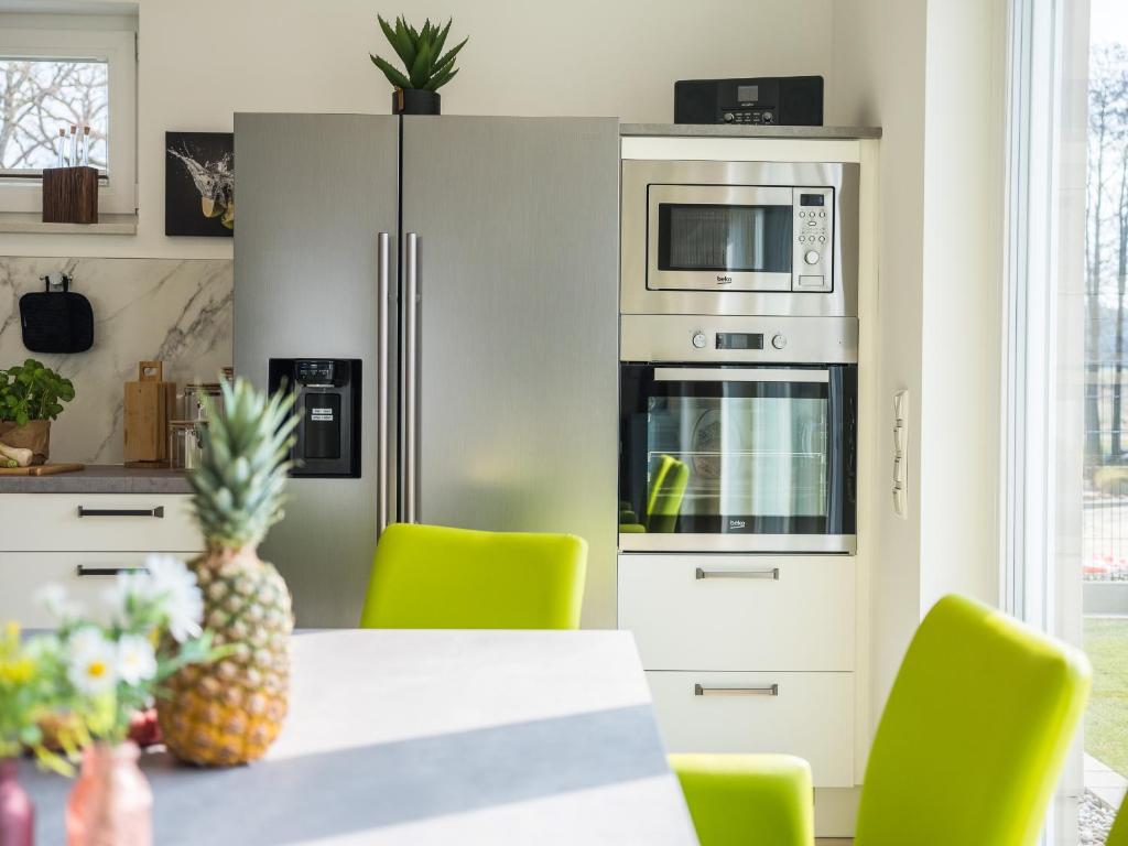 Ferienhaus für die ganze Familie - Kamin-Sauna-See photo 2