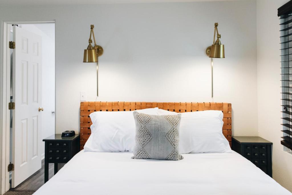 Sonoma's Best Guest Cottages photo 4
