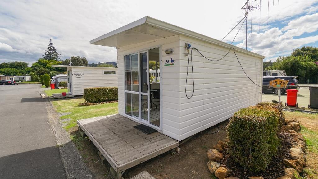 Whangarei Central Holiday Park - Tap to explore photos