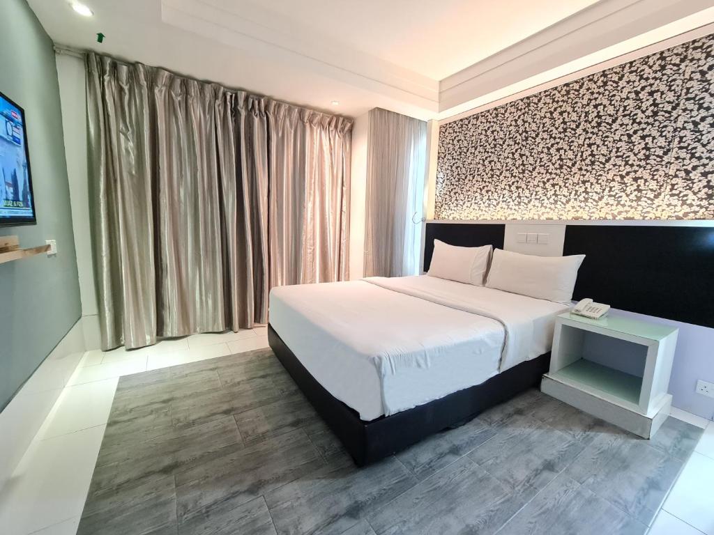 Двухместный (Superior Star Queen Room - No Window (non-smoking room)), Arenaa Star Hotel