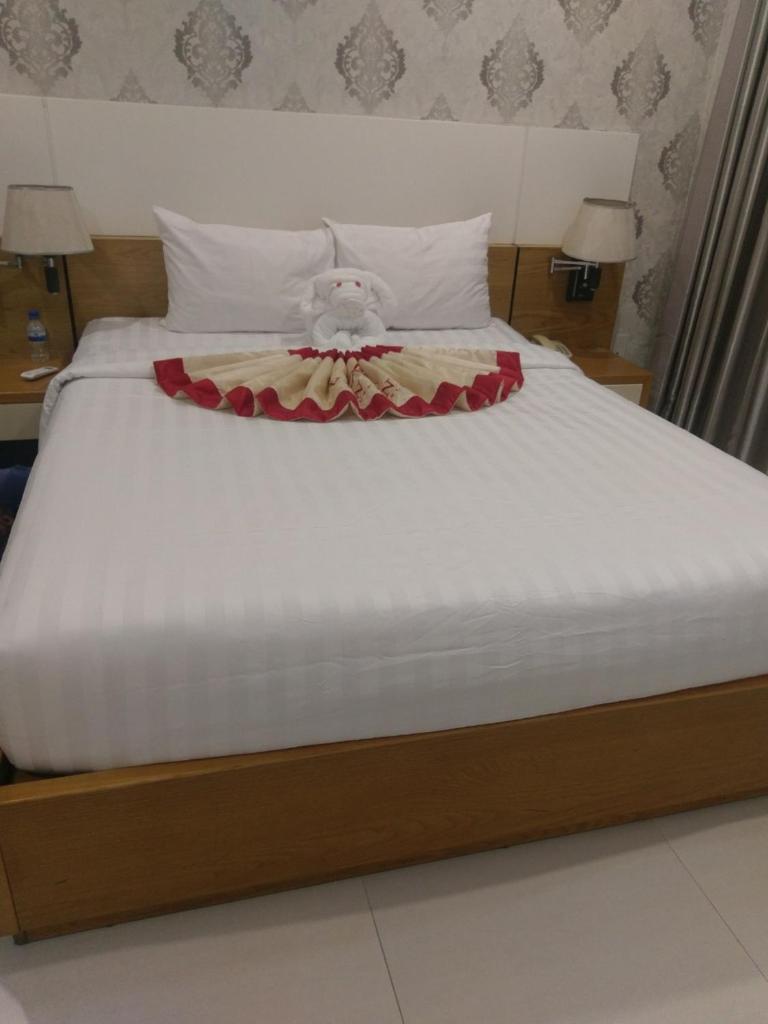 Khách sạn Hồng Vina Luxury