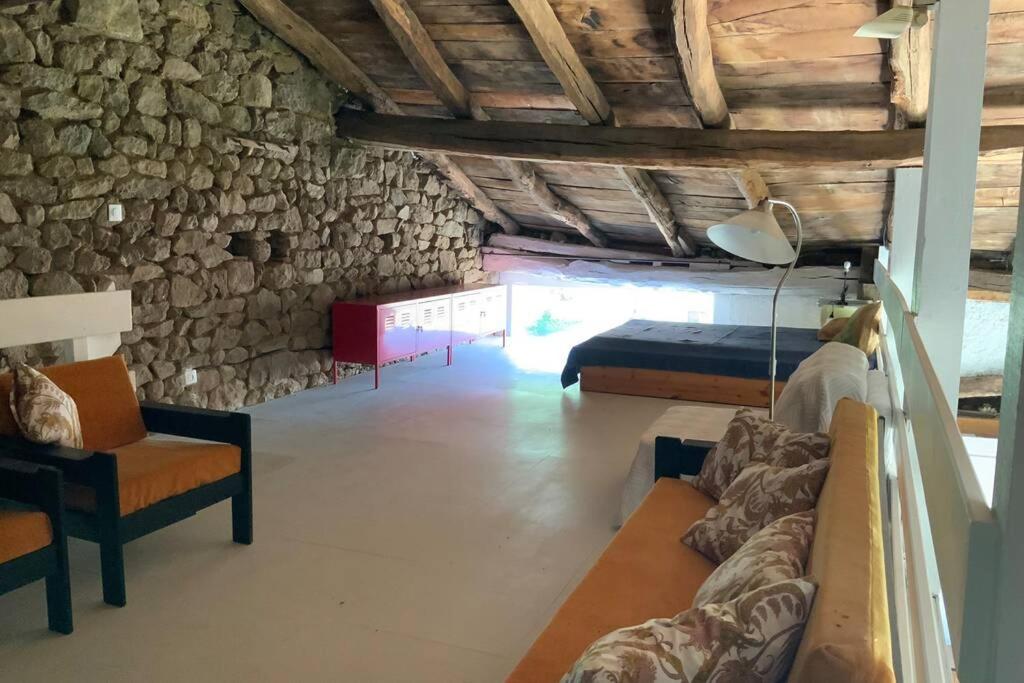 Gîte aménagé en loft dans la grange du Château photo 3
