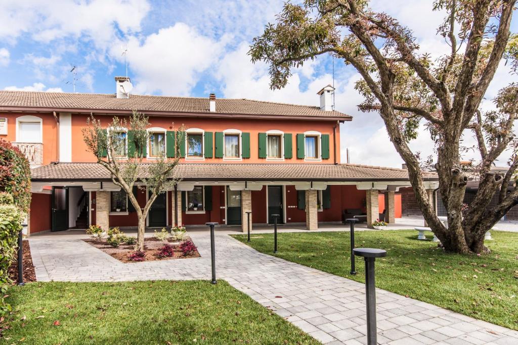 Hotel Residence - Il Giardino del Cigno photo 4