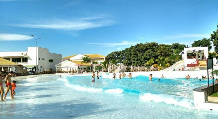 Lacqua diroma com fogão, geladeira, micro-ondas, Park aquático 24h, acomoda até 5 pessoas photo 3