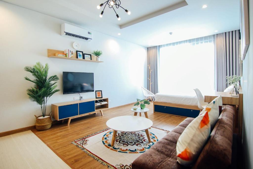 May house - cozy apartment at Greenbay Garden Hạ Long - frontbeach & seaview