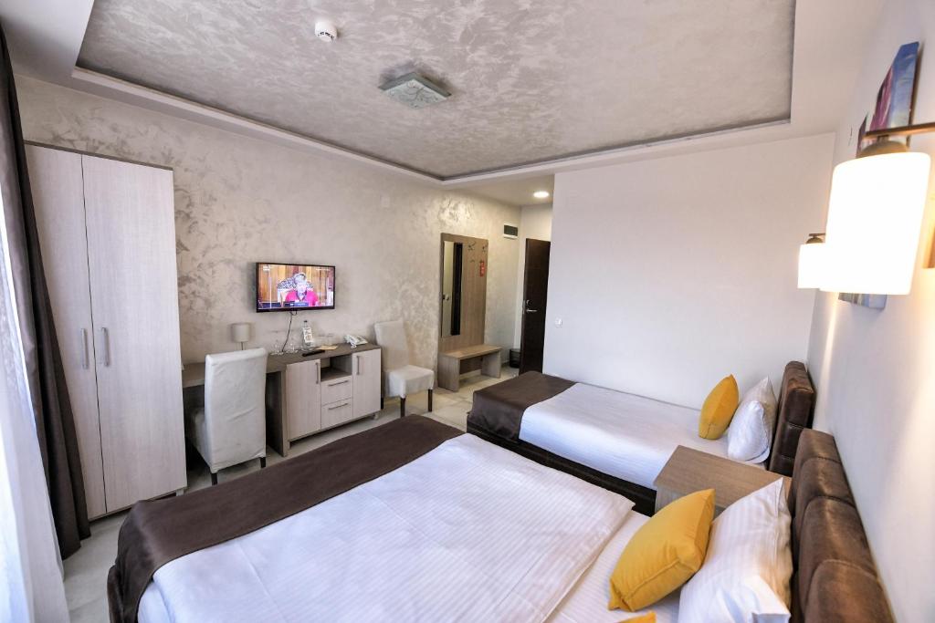 Garnet Hotel & Event Centar photo 3