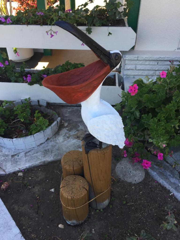Monterey Pines Inn photo 1