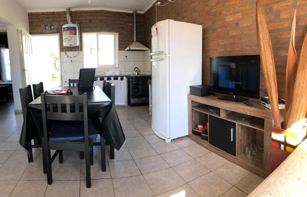 Cabaña Bello Horizonte, 3 5 3 5 0 8 5 9 0 6 ,dos dormitorios con cochera privada doble, asador y parque photo 4