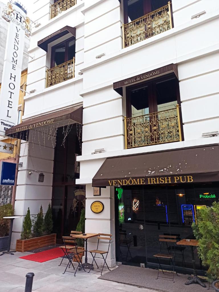 Vendome Hotel photo 2