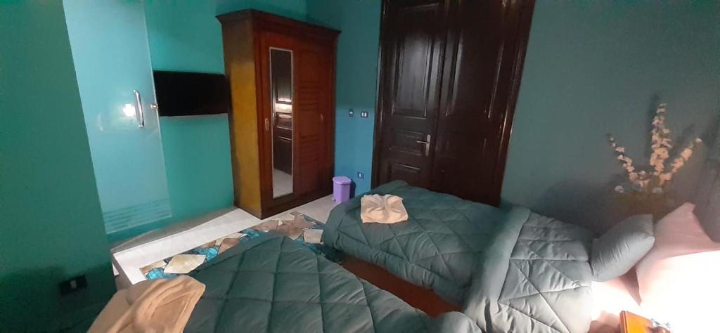 Номер (Односпальная кровать в общем номере для мужчин и женщин), Cairo Plaza Hotel